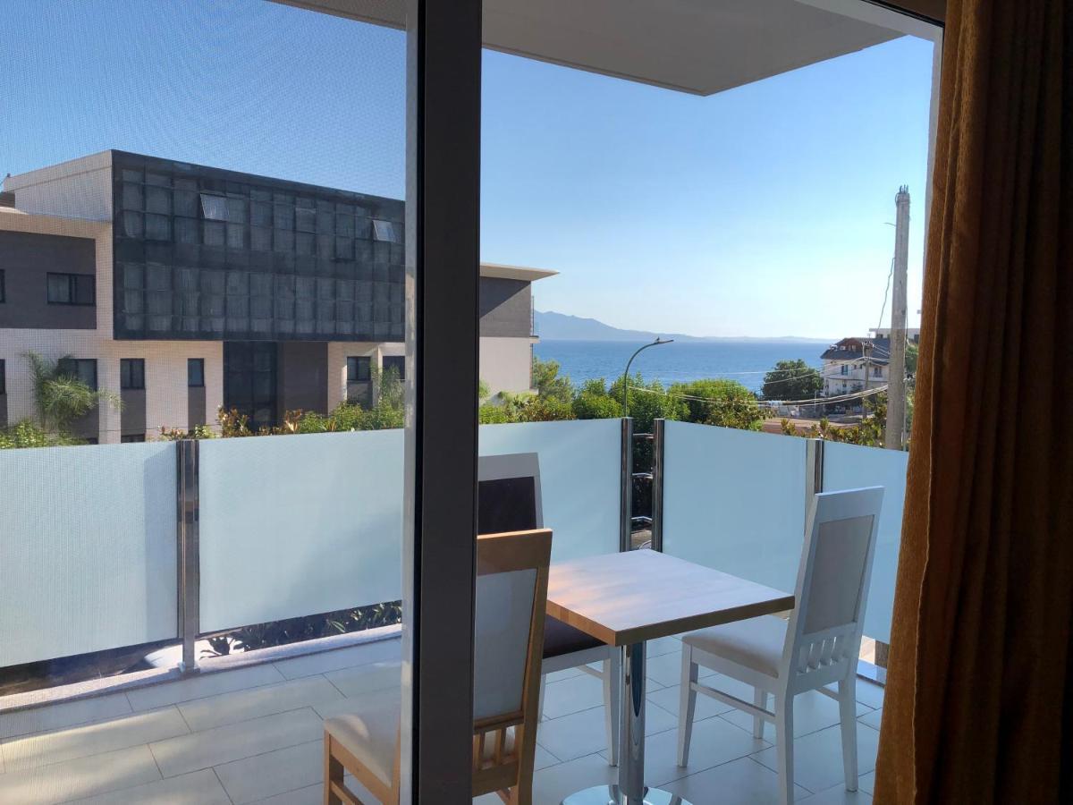 Nemesis Hotel Sarandë Exterior foto